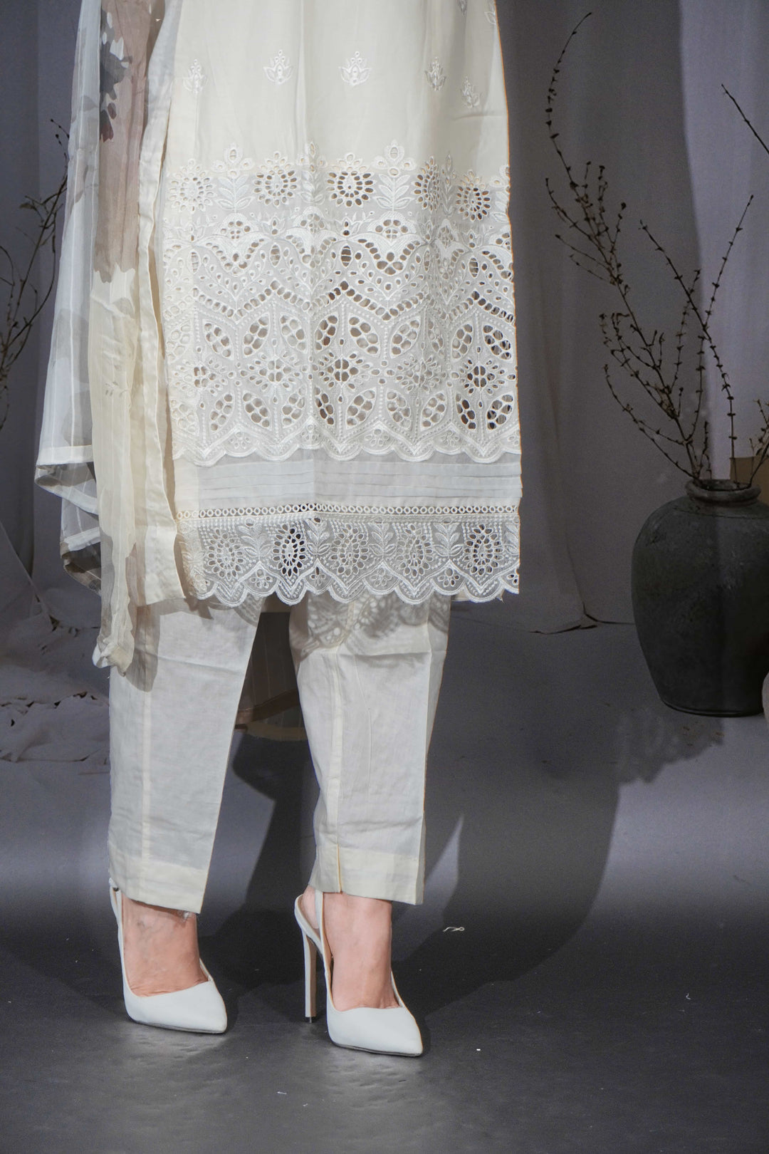 White - 3 Piece Suit